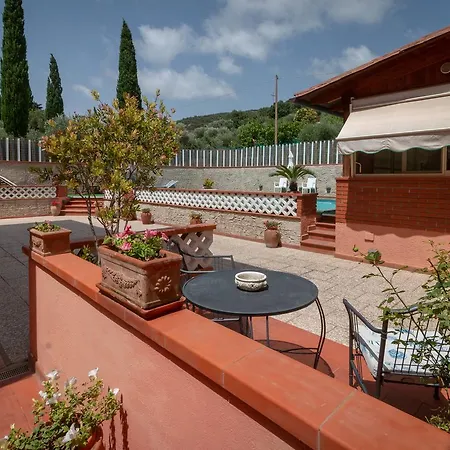 Casale Gli Ulivi Alojamento de Turismo Rural Orbetello