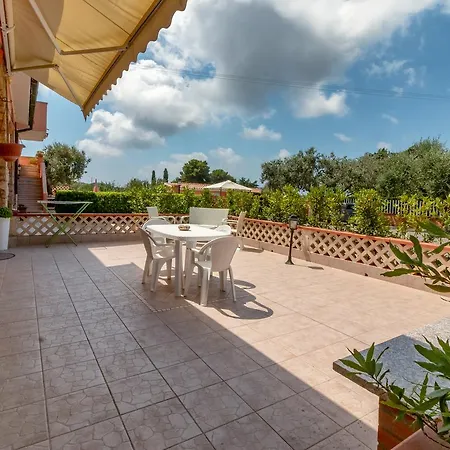 Alojamento de Turismo Rural Casale Gli Ulivi Orbetello